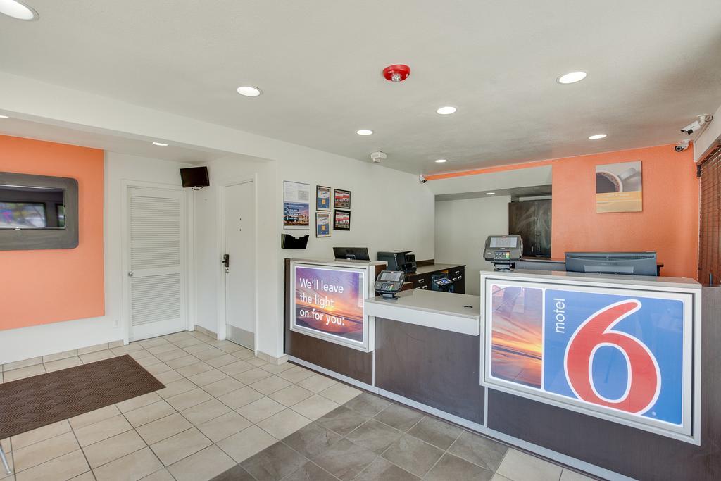 Motel 6-Columbus, Oh - West Exterior photo